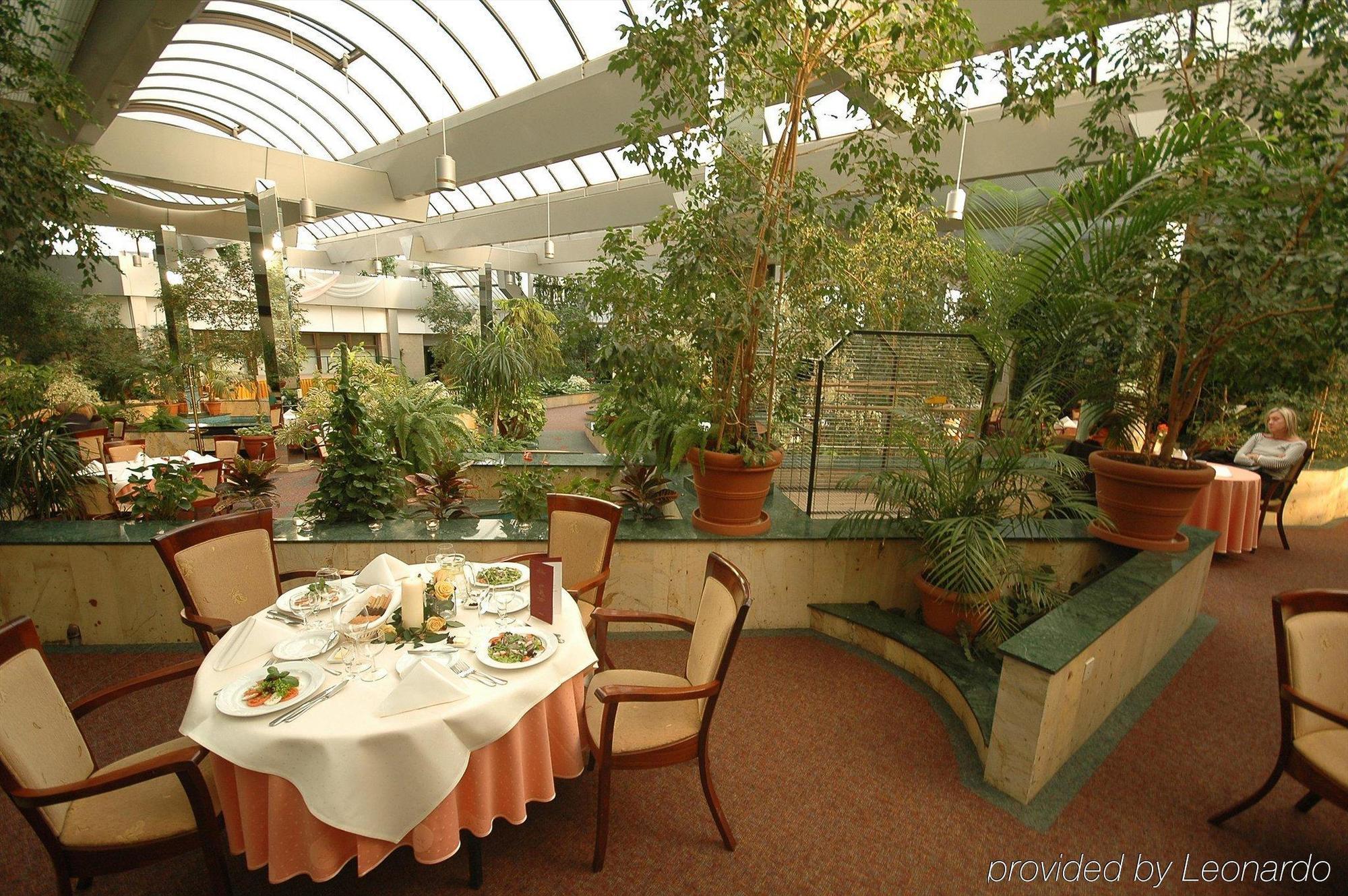 Hotel Kongresowy Кельце Экстерьер фото