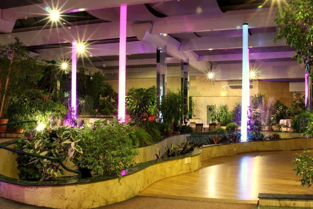 Hotel Kongresowy Кельце Экстерьер фото